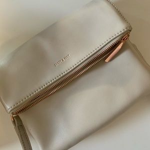 Matt & Nat crossbody bag.  Vegan leather. Light grey with rose gold details.